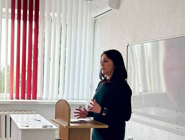 Двомовне заняття із зарубіжної літератури з Світланою Бартіш